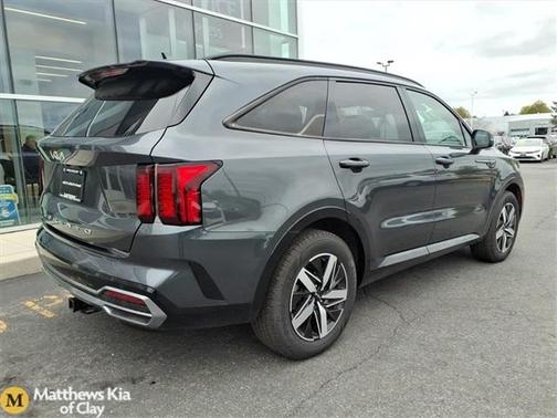 2022 Kia Sorento S
