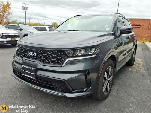 2022 Kia Sorento S