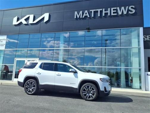 2022 GMC Acadia SLT