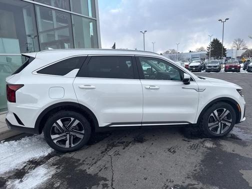 2024 Kia Sorento Plug-In Hybrid SX Prestige