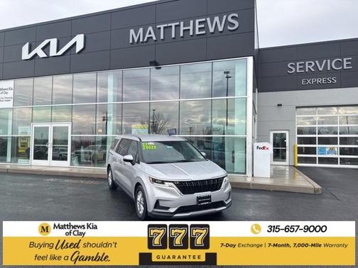 2022 Kia Carnival LX