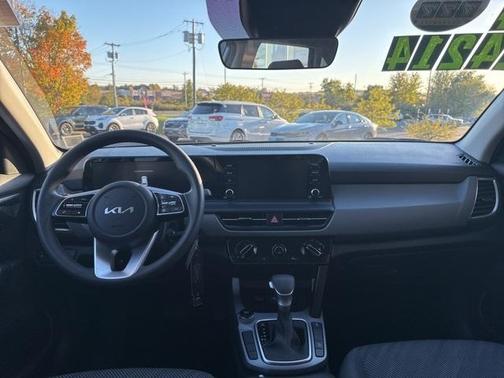 2024 Kia Seltos LX