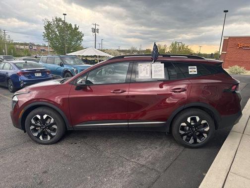 Red 2023 Kia Sportage X-Line