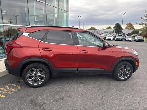 2024 Kia Seltos S