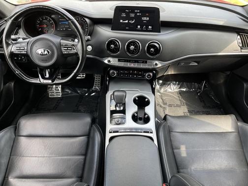 2021 Kia Stinger GT2
