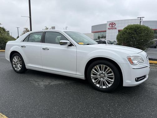 2014 Chrysler 300 S