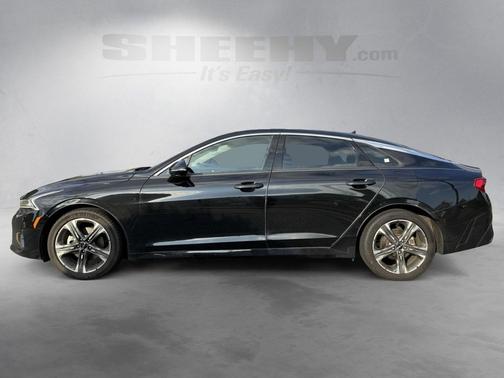 2022 Kia K5 EX