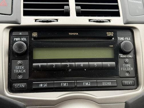 2009 Toyota Yaris Base