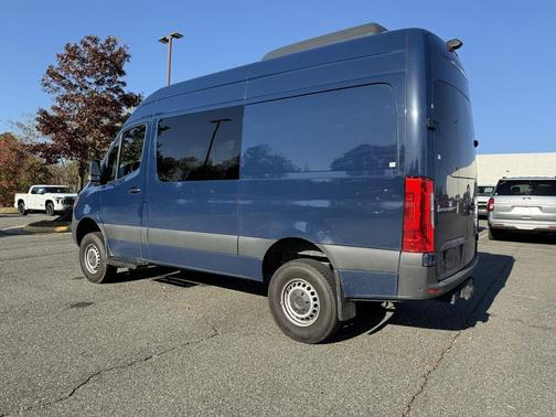 2023 Mercedes-Benz Sprinter 2500 Cargo 144 WB