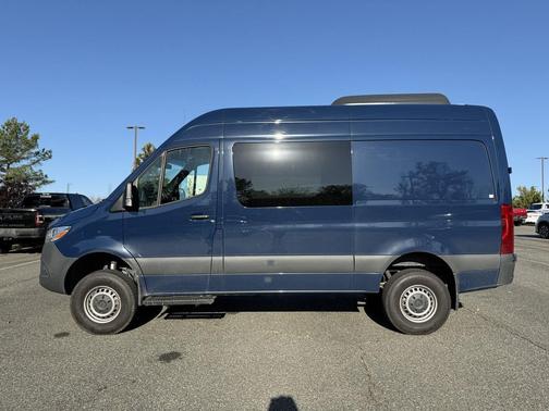 2023 Mercedes-Benz Sprinter 2500 Cargo 144 WB