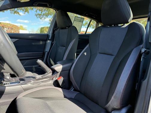 2017 Subaru Impreza 2.0i Sport