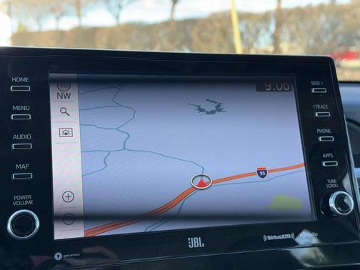 2024 Toyota Camry Hybrid XLE