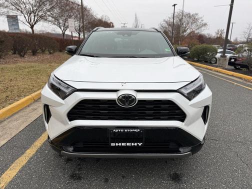 2025 Toyota RAV4 Hybrid SE