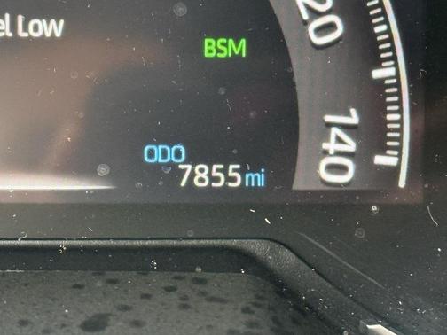 2025 Toyota RAV4 Hybrid SE