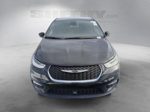 2025 Chrysler Pacifica Hybrid Select