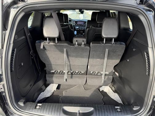 2025 Chrysler Pacifica Hybrid Select