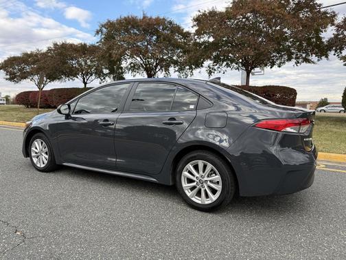 2025 Toyota Corolla Hybrid SE