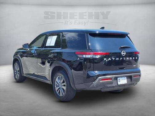 2023 Nissan Pathfinder S 4WD