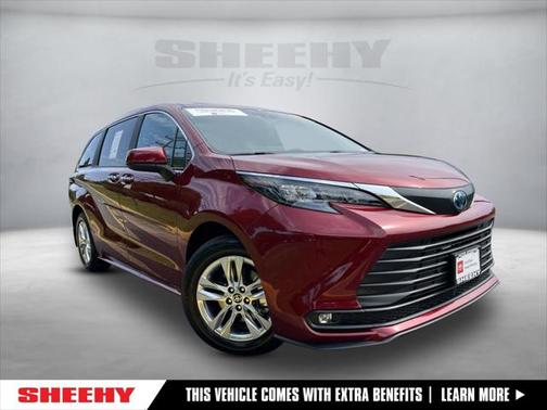 2025 Toyota Sienna XLE 7 Passenger