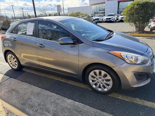 2016 Hyundai Elantra GT Base