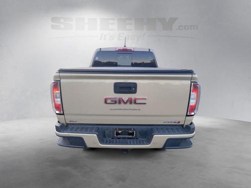 2022 GMC Canyon AT4