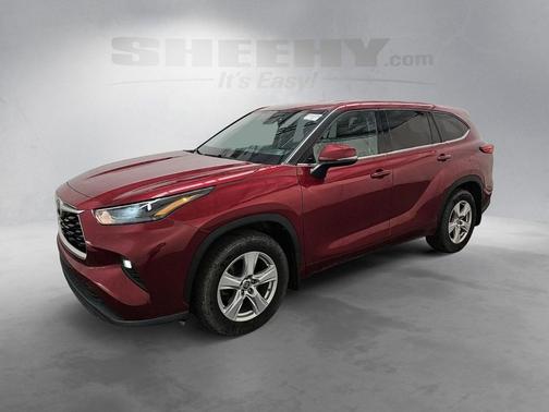 2022 Toyota Highlander LE