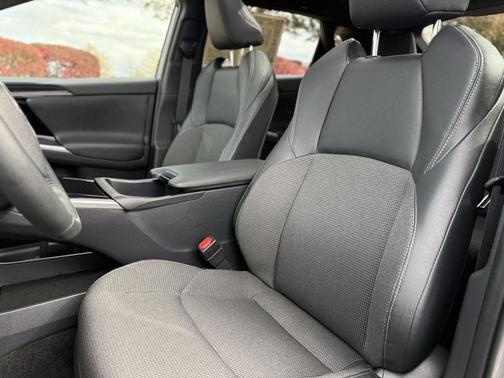 2024 Toyota bZ4X XLE