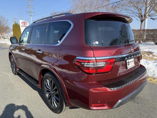 2023 Nissan Armada Platinum