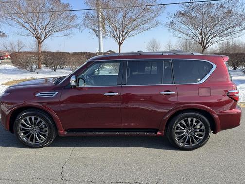 2023 Nissan Armada Platinum