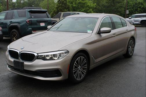 Cashmere Silver Metallic 2019 BMW 530 i xDrive