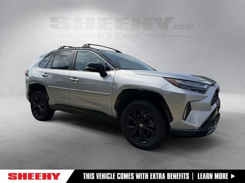 2022 Toyota RAV4 Hybrid SE