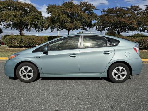 2015 Toyota Prius Three