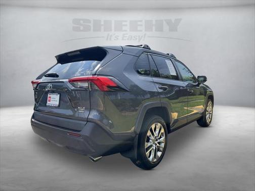 2020 Toyota RAV4 XLE Premium