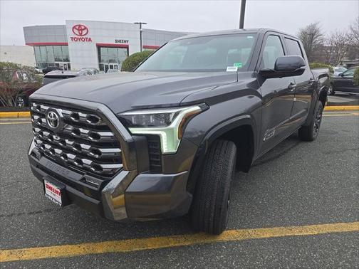2025 Toyota Tundra Platinum