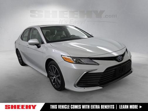 2024 Toyota Camry Hybrid XLE