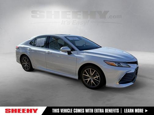 2024 Toyota Camry Hybrid XLE