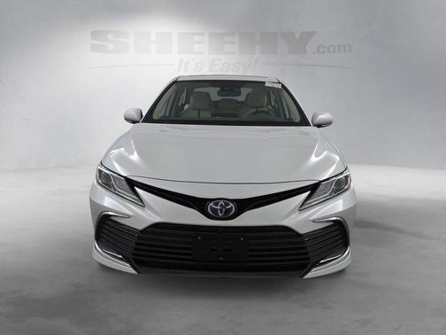 2024 Toyota Camry Hybrid XLE