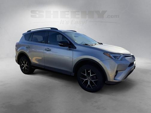 2017 Toyota RAV4 SE