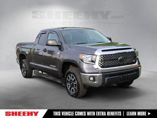 Magnetic Gray Metallic 2018 Toyota Tundra SR5
