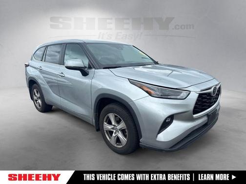 Celestial Silver Metallic 2024 Toyota Highlander LE