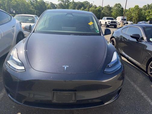 Stealth Gray 2024 Tesla Model Y Long Range