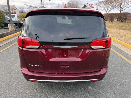 2020 Chrysler Pacifica Touring L