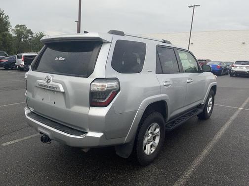 2022 Toyota 4Runner SR5