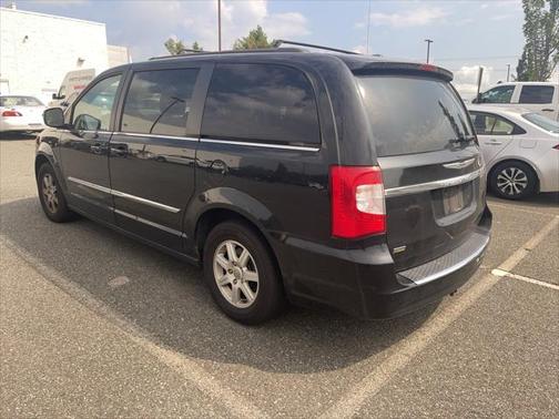2012 Chrysler Town & Country Touring