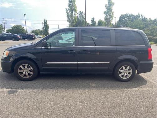 2012 Chrysler Town & Country Touring
