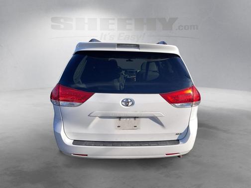 2013 Toyota Sienna XLE