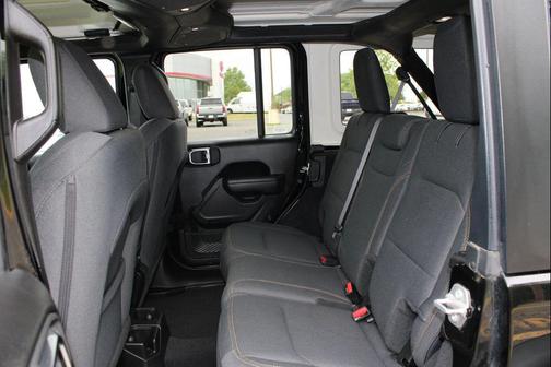 Black Clearcoat 2025 Jeep Wrangler Willys