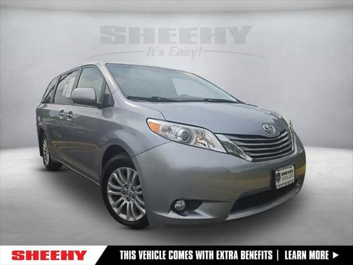 2017 Toyota Sienna XLE Premium