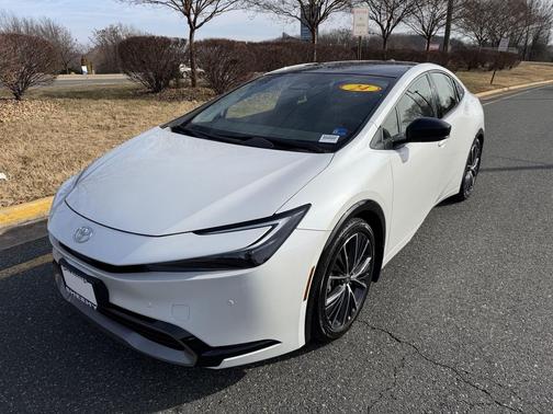 2024 Toyota Prius XLE