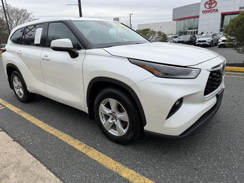 2021 Toyota Highlander LE
